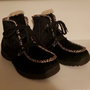 Confortview Faux Calf Hair Ankle Boots - Women's Size 8.5